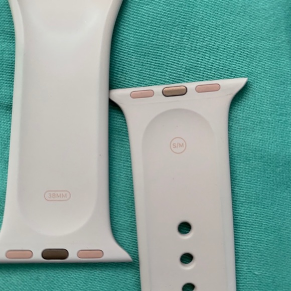 Apple Watch Series 3 - Picture 2 of 8